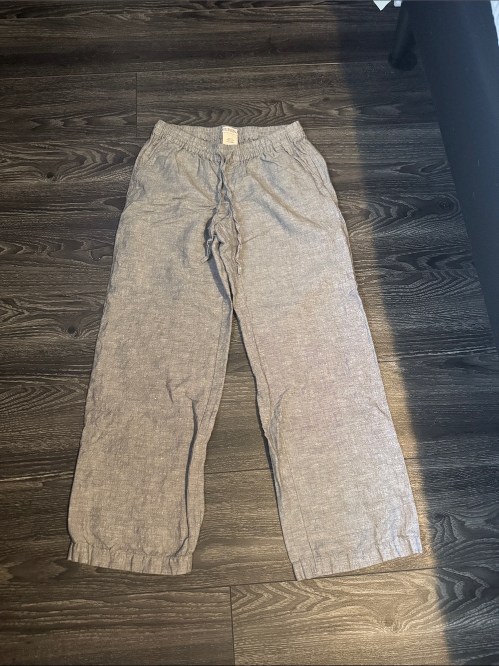 Merona wide-leg linen drawstring pants
X-small would fit a small
